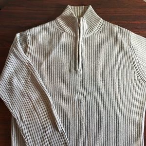 Calvin Klein Light Gray Pullover/Medium